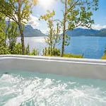 Arctic Panorama Lodge