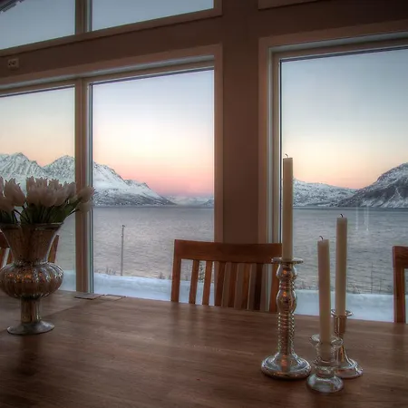 Lodge Arctic Panorama *