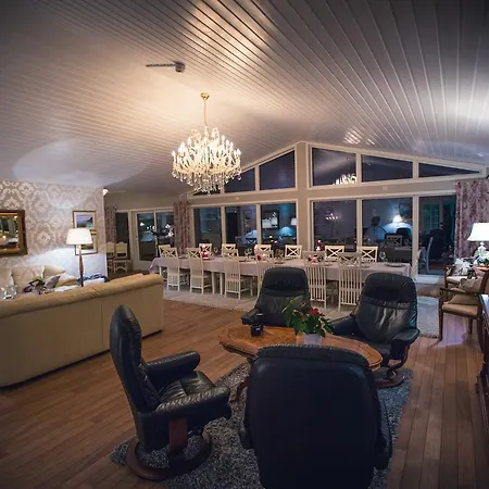 Arctic Panorama Lodge