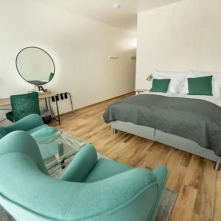 Arctic Panorama Orman Evi